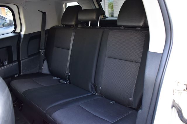2014 Toyota FJ Cruiser RWD 4dr Automatic - 23084685 - 22