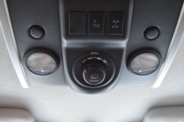 2014 Toyota FJ Cruiser RWD 4dr Automatic - 23084685 - 29