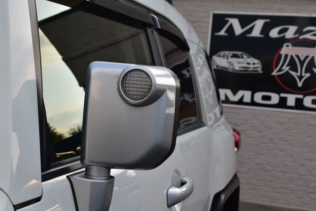 2014 Toyota FJ Cruiser RWD 4dr Automatic - 23084685 - 40