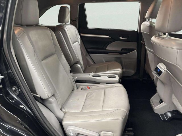 2014 Toyota Highlander AWD 4dr V6 XLE - 23027915 - 19