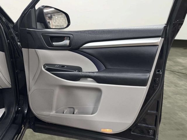 2014 Toyota Highlander AWD 4dr V6 XLE - 23027915 - 20
