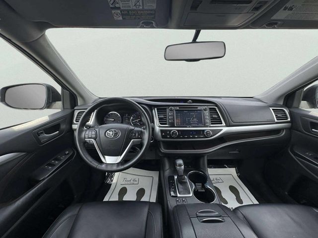2014 Toyota Highlander AWD 4dr V6 XLE - 23032535 - 19