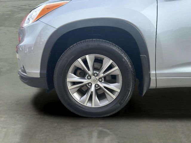 2014 Toyota Highlander AWD 4dr V6 XLE - 23032535 - 35