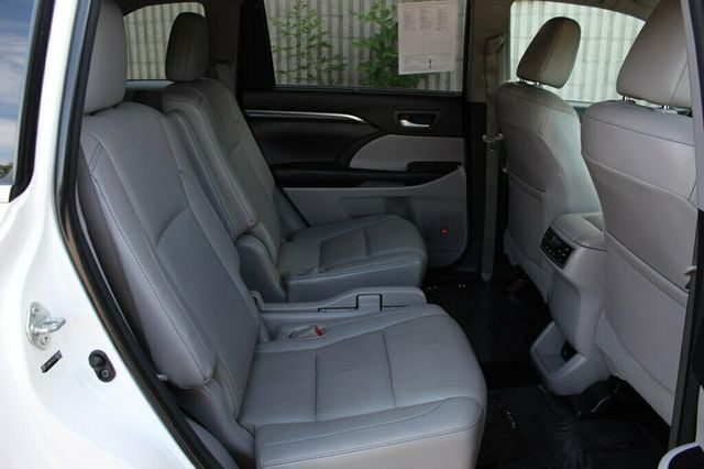 2014 Toyota Highlander AWD PLATINUM W/ NAVIGATION, PANO MOONROOF, LEATHER - 23042748 - 9