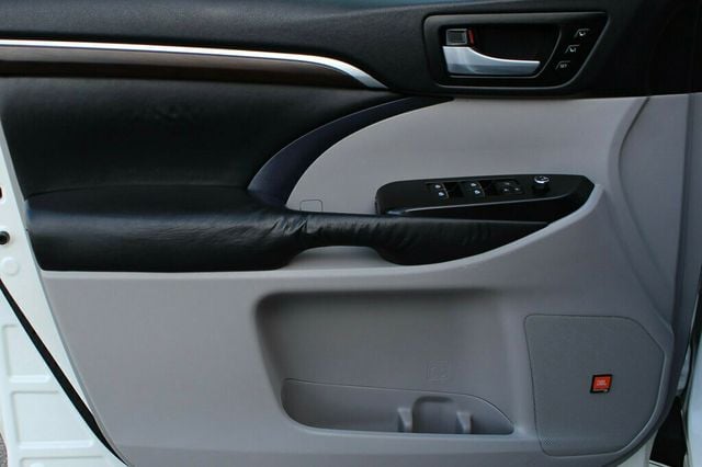 2014 Toyota Highlander AWD PLATINUM W/ NAVIGATION, PANO MOONROOF, LEATHER - 23042748 - 19