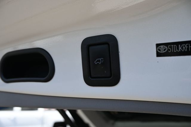 2014 Toyota Highlander AWD XLE Brand New Tires - 22800549 - 17