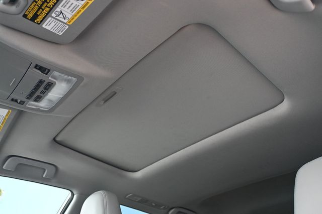 2014 Toyota Highlander AWD XLE Brand New Tires - 22800549 - 18