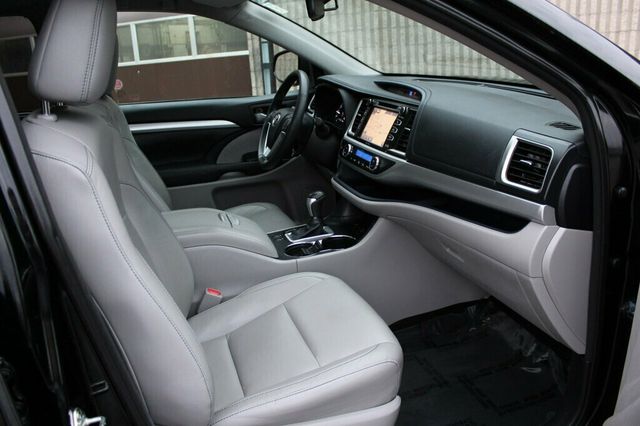 2014 Toyota Highlander AWD XLE W/ LEATHER, MOONROOF - 23083627 - 7
