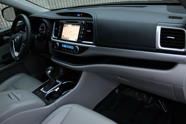2014 Toyota Highlander AWD XLE W/ LEATHER, MOONROOF - 23083627 - 8