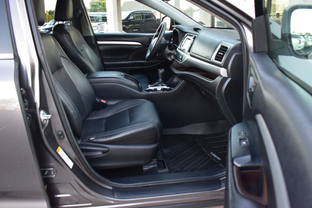 2014 Toyota Highlander FWD 4dr I4 LE - 23045190 - 13