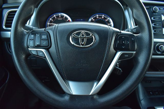 2014 Toyota Highlander FWD 4dr I4 LE - 23045190 - 29