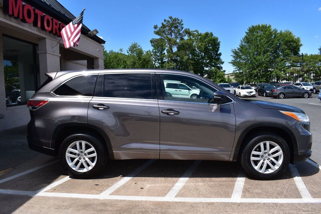 2014 Toyota Highlander FWD 4dr I4 LE - 23045190 - 5