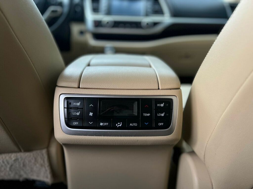 2014 Toyota Highlander Base Hybrid photo 18