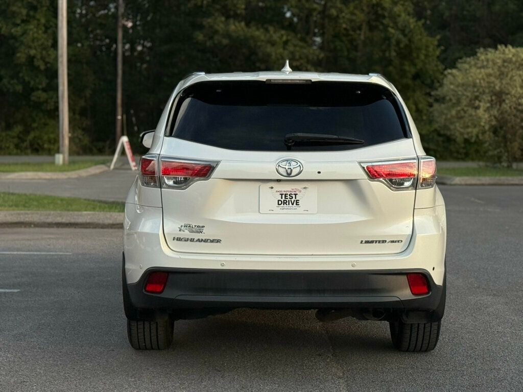 2014 Toyota Highlander Base Hybrid photo 2