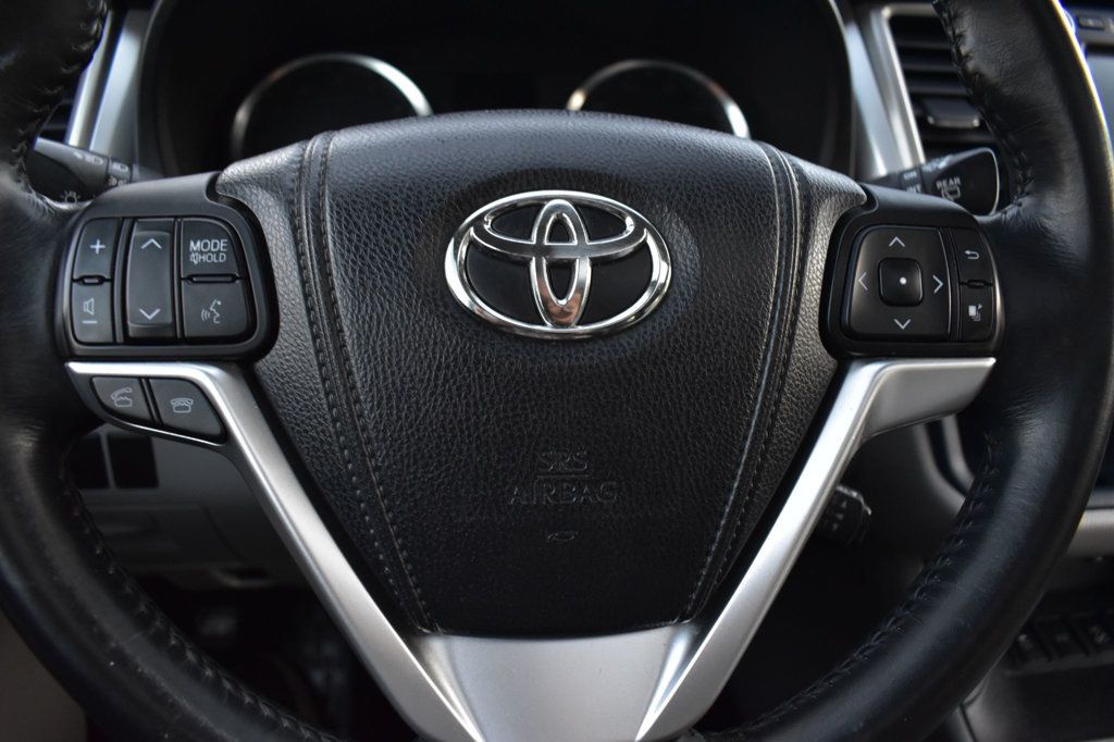 2014 Toyota Highlander HIGHLANDER XLE - 22941726 - 30