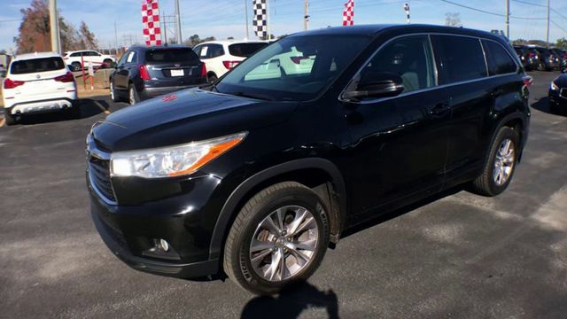 2014 Toyota Highlander LE - 22707429 - 3