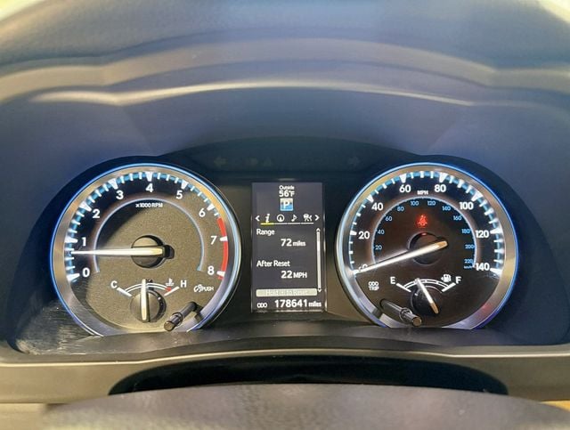 2014 Toyota Highlander Limited - 22961660 - 14