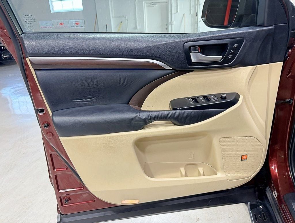 2014 Toyota Highlander Limited - 22961660 - 30