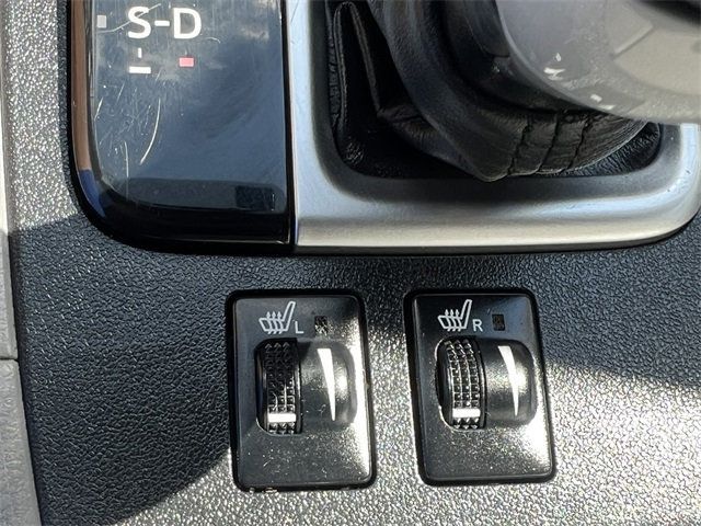 2014 Toyota Highlander Base Hybrid photo 23