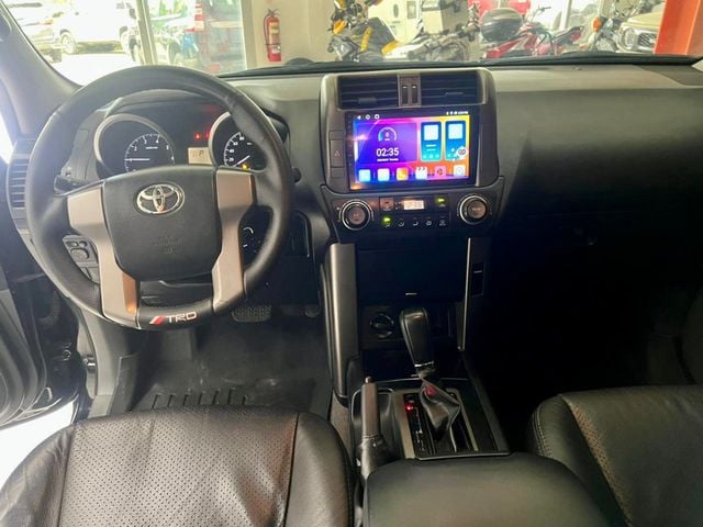 2014 Toyota Land Cruiser Prado Disponible para alquiler Automatico 4x4 7 pasajeros - 22981013 - 9