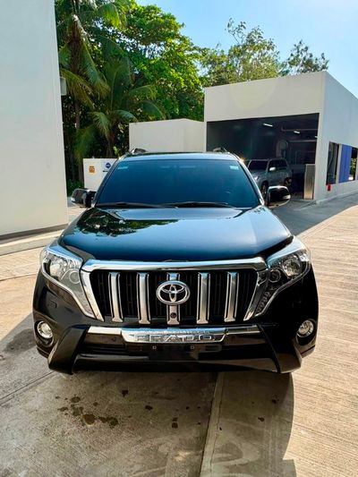 2014 Toyota Prado VX