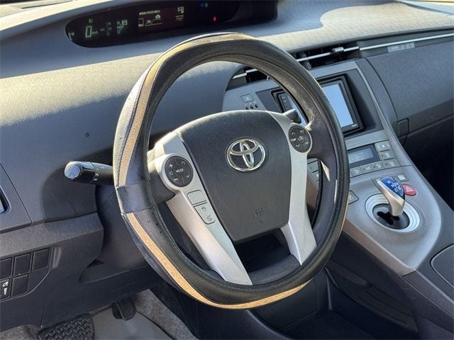 2014 Toyota Prius 5dr Hatchback Four - 22387569 - 16