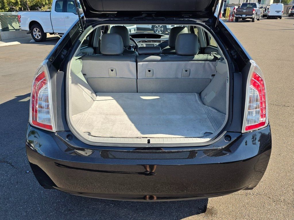 2014 Toyota Prius 5dr Hatchback Four - 22946673 - 12