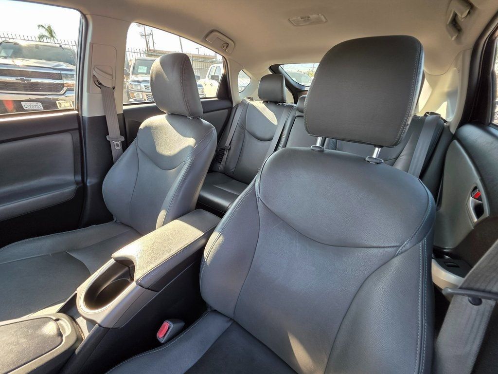 2014 Toyota Prius 5dr Hatchback Four - 22946673 - 16