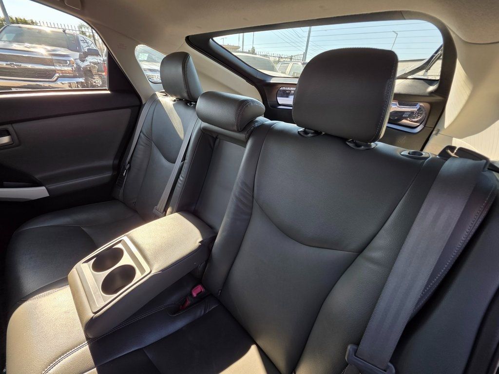 2014 Toyota Prius 5dr Hatchback Four - 22946673 - 18