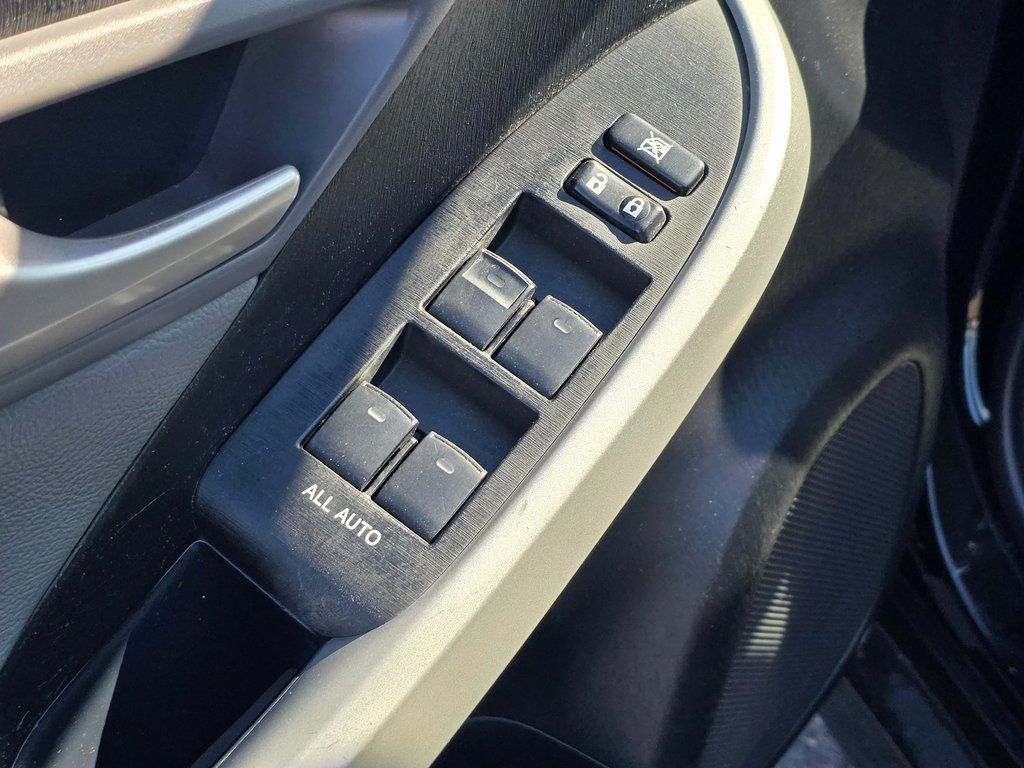2014 Toyota Prius 5dr Hatchback Four - 22946673 - 22