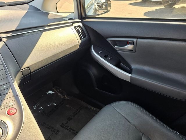 2014 Toyota Prius 5dr Hatchback Four - 22946673 - 33