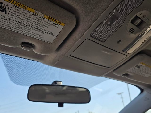 2014 Toyota Prius 5dr Hatchback Four - 22946673 - 34