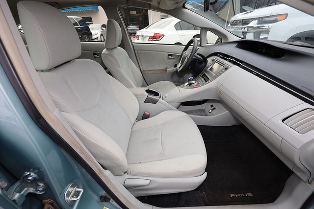 2014 TOYOTA Prius 5dr Hatchback Three - 22940778 - 11