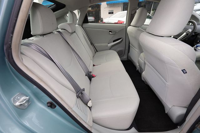 2014 TOYOTA Prius 5dr Hatchback Three - 22940778 - 13