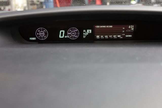 2014 TOYOTA Prius 5dr Hatchback Three - 22940778 - 21