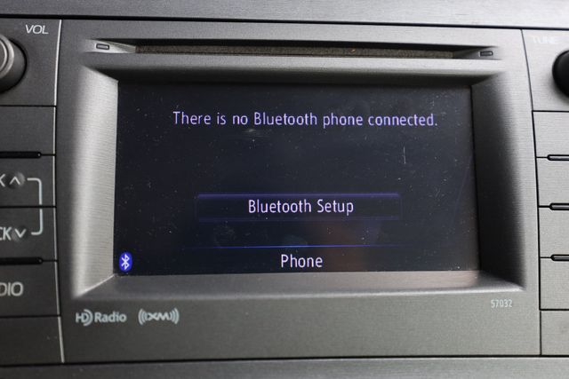 2014 TOYOTA Prius 5dr Hatchback Three - 22940778 - 26