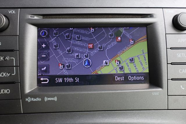 2014 TOYOTA Prius 5dr Hatchback Three - 22940778 - 28