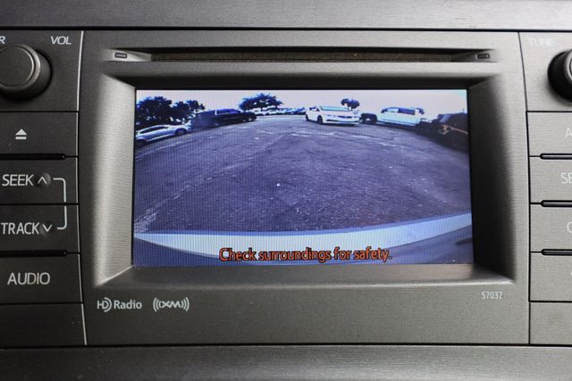 2014 TOYOTA Prius 5dr Hatchback Three - 22940778 - 29