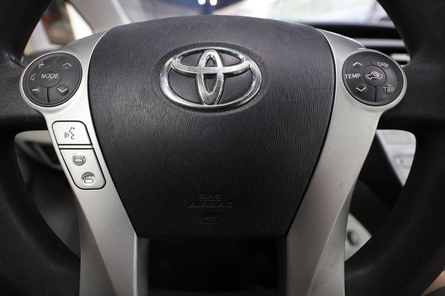 2014 TOYOTA Prius 5dr Hatchback Three - 22940778 - 30