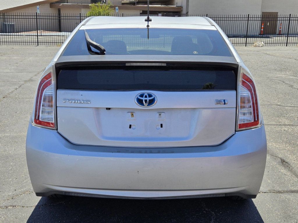 2014 Toyota Prius 5dr Hatchback Three - 22898204 - 3