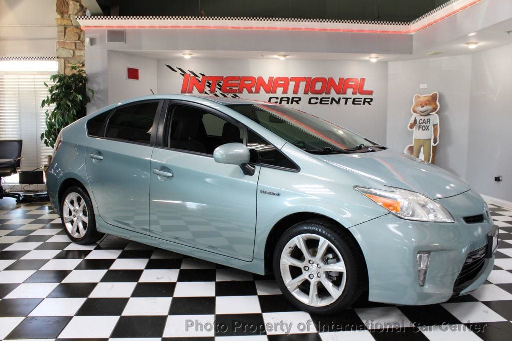 2014 Toyota Prius 5dr Hatchback Three - 22760370 - 1