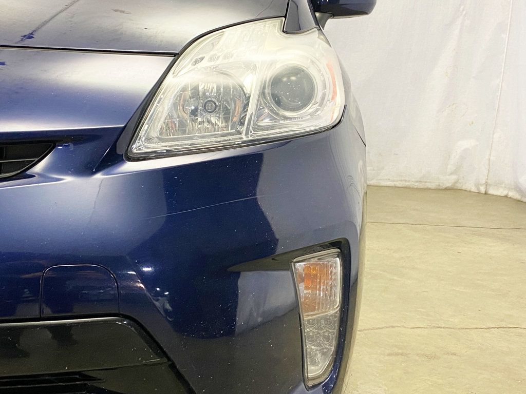 2014 Toyota Prius 5dr Hatchback Three - 22963342 - 13