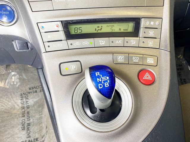 2014 Toyota Prius 5dr Hatchback Three - 22963342 - 31