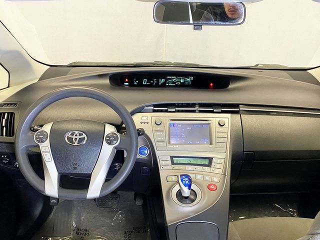 2014 Toyota Prius 5dr Hatchback Three - 22963342 - 42