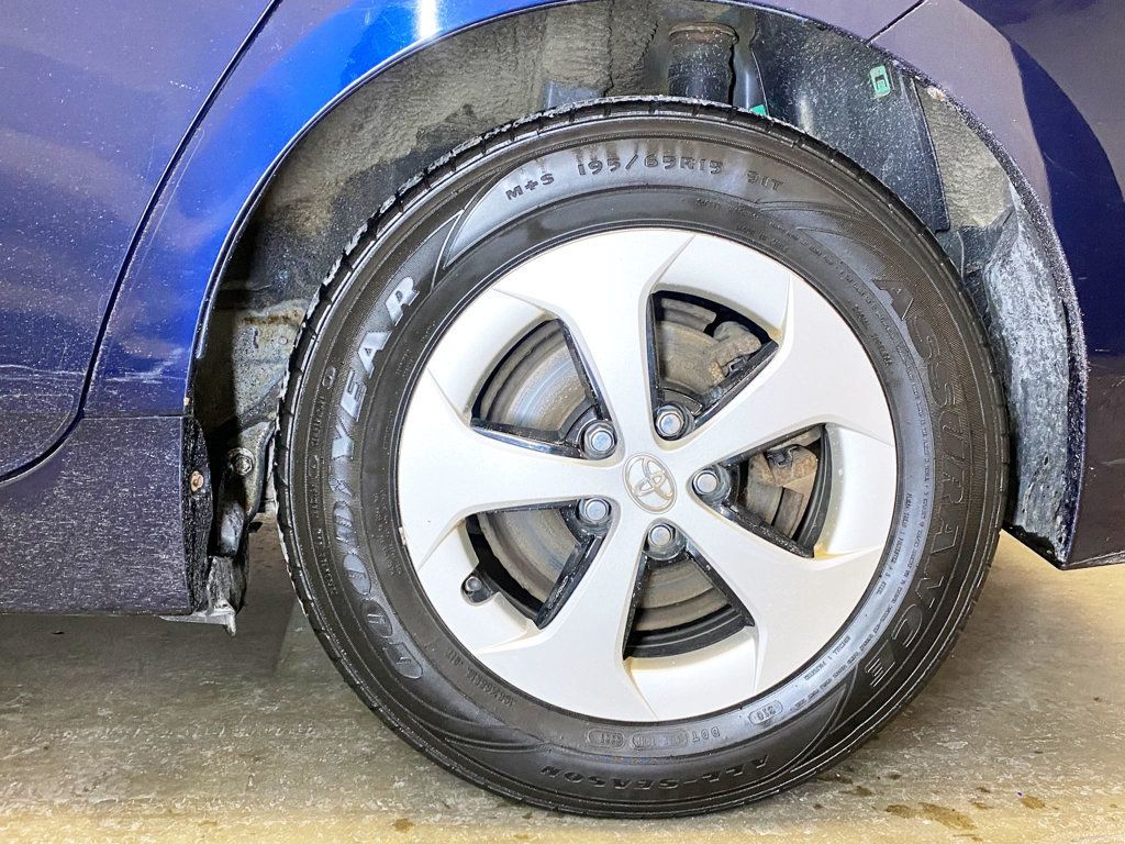 2014 Toyota Prius 5dr Hatchback Three - 22963342 - 58