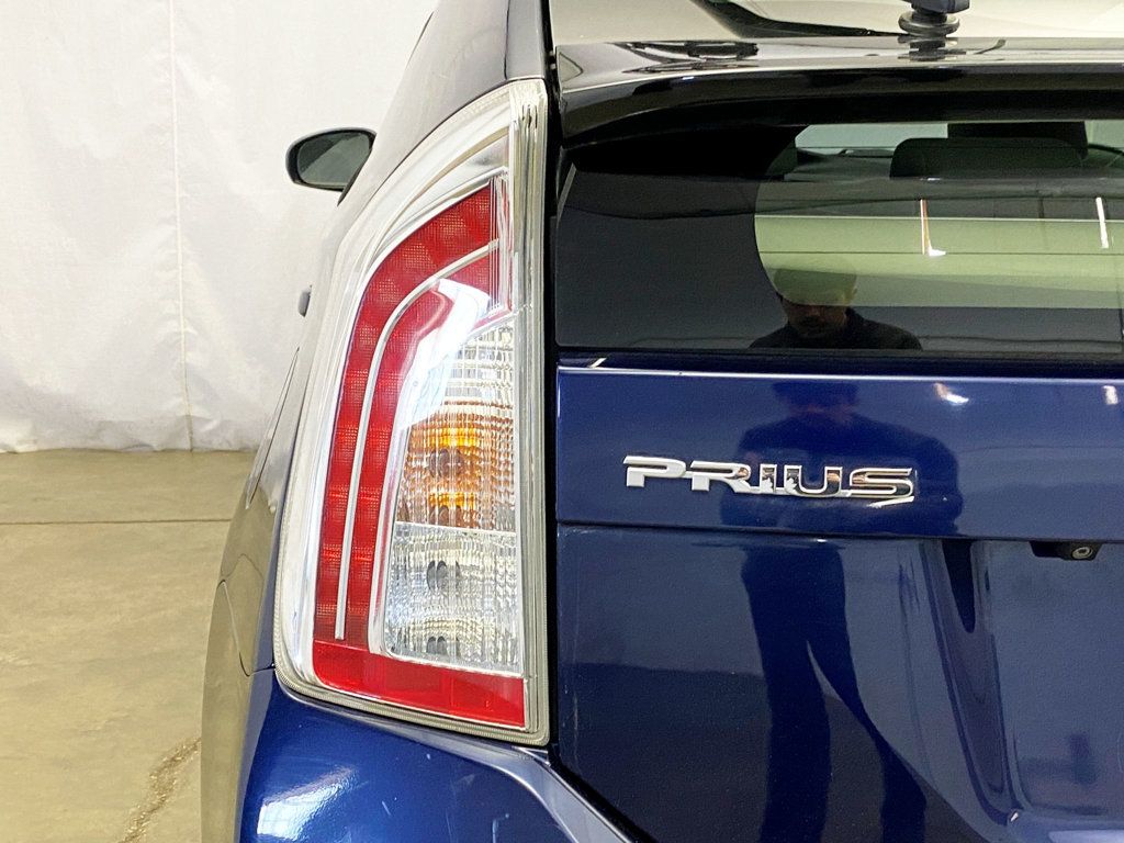 2014 Toyota Prius 5dr Hatchback Three - 22963342 - 5