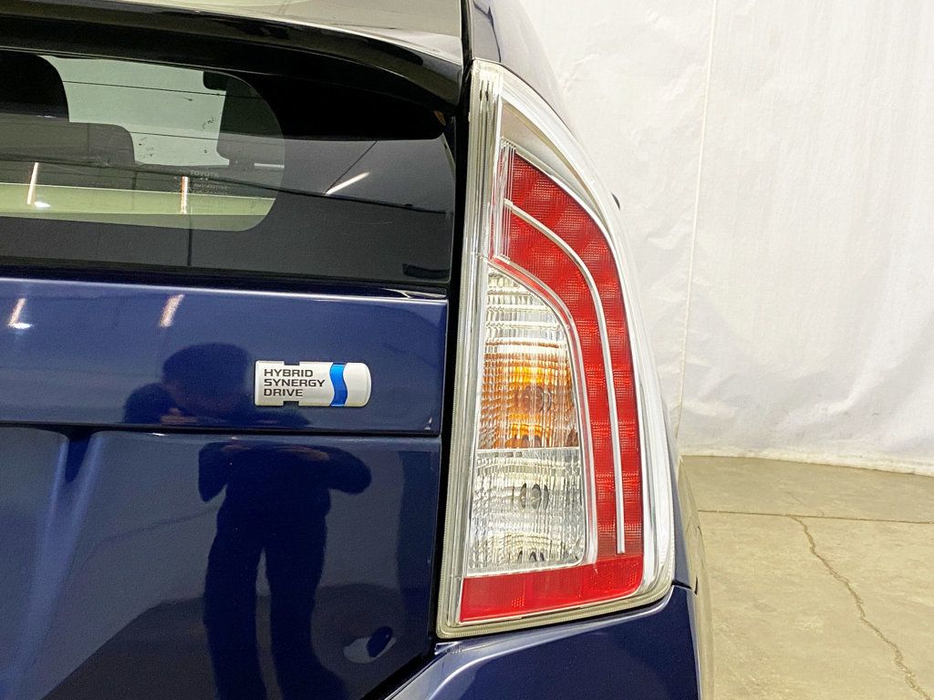 2014 Toyota Prius 5dr Hatchback Three - 22963342 - 7