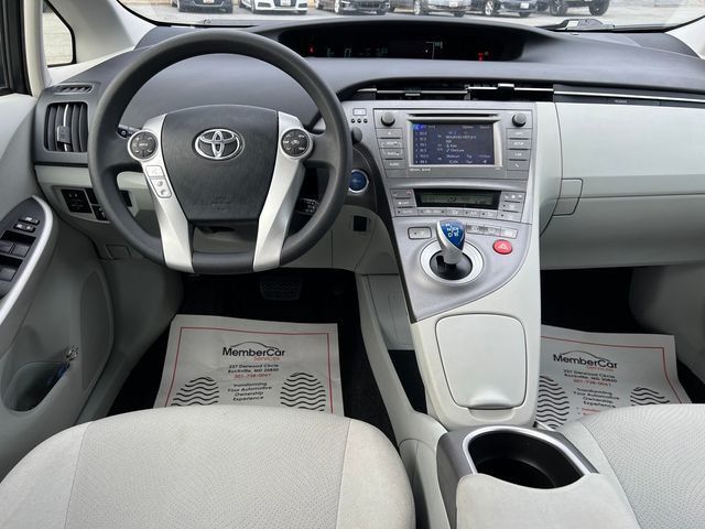 2014 Toyota Prius 5dr Hatchback Three - 22993751 - 13