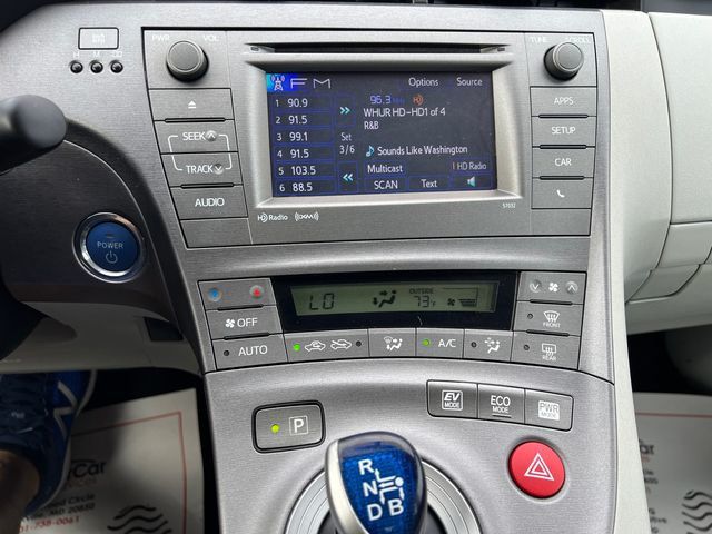 2014 Toyota Prius 5dr Hatchback Three - 22993751 - 22