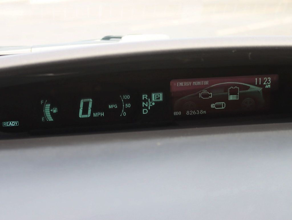 2014 Toyota Prius 5dr Hatchback Two - 22867096 - 12